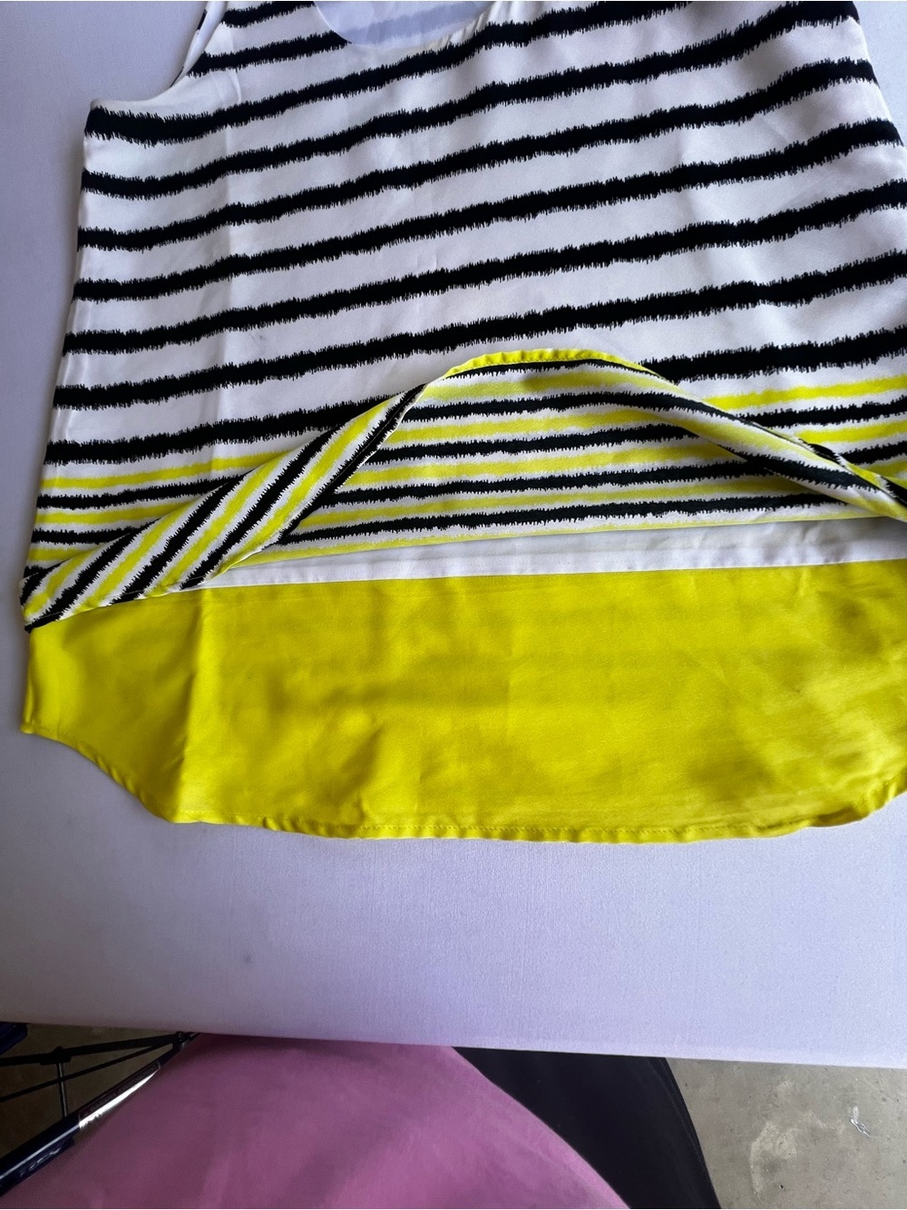 BANANA REPUBLIC BLACK, YELLOW, AND WHITE STRIPED POLYESTER TANK SIZE XS
NWOT - Picture 4 of 6